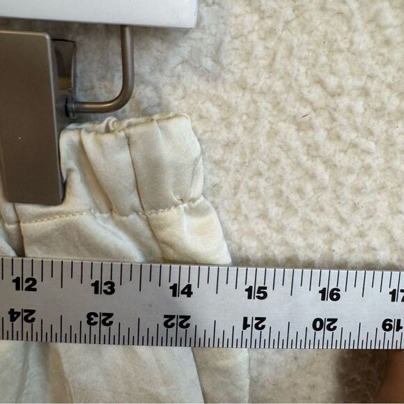 Madewell Drawstring Pull-On Shorts‎ in Satin Womens XS Cake Batter - Picture 7 of 8